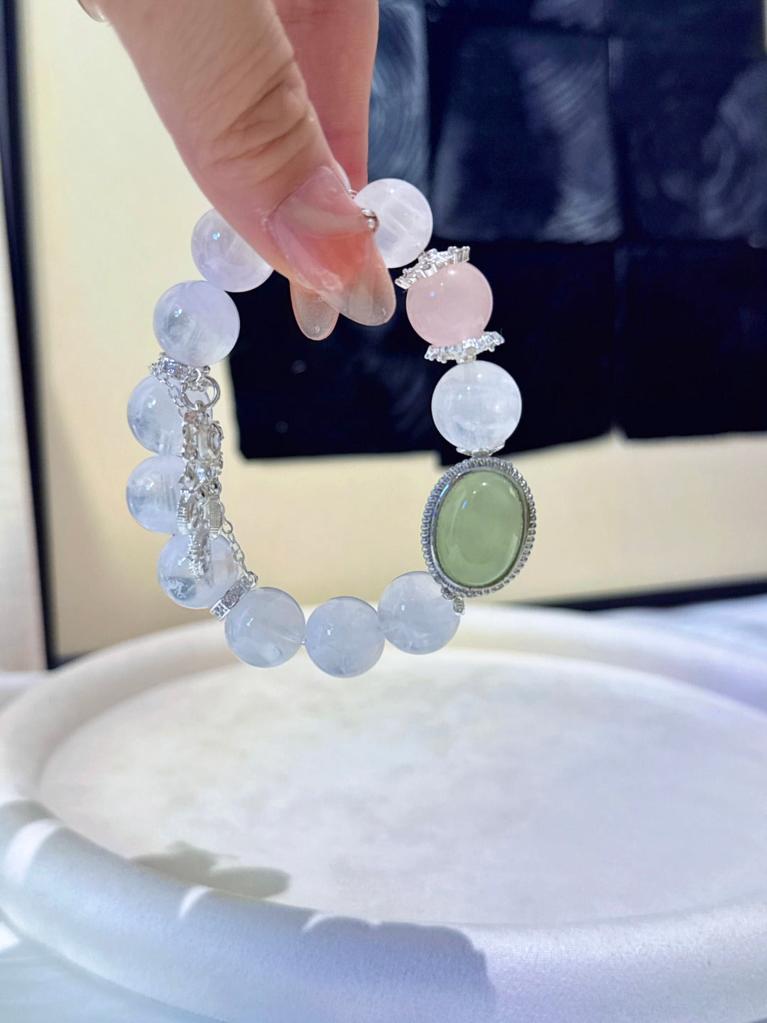 ▫️▪️ White ghost pink crystal chrysoprase magic box bracelet